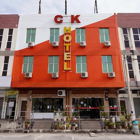 Ck Hotel Лумут Екстериор снимка