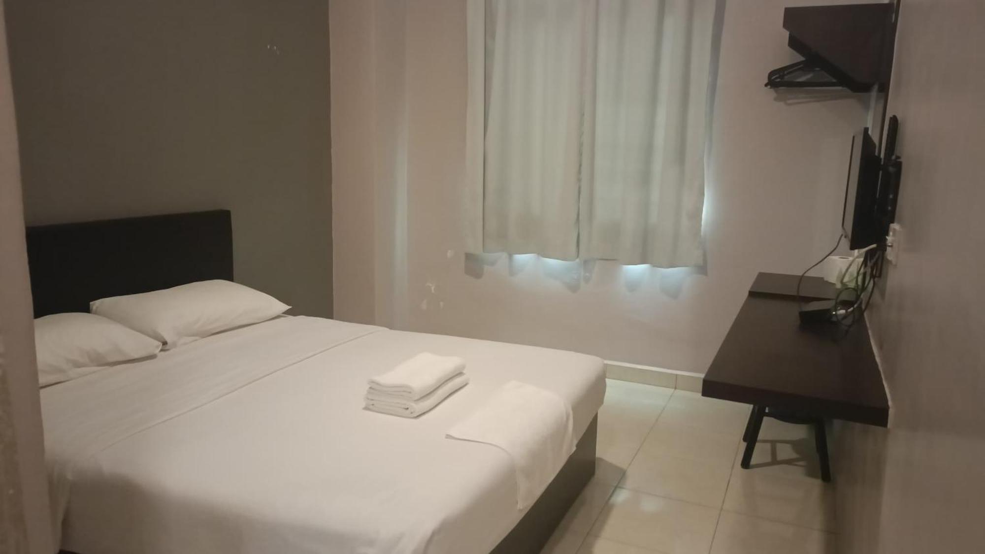 Ck Hotel Лумут Екстериор снимка